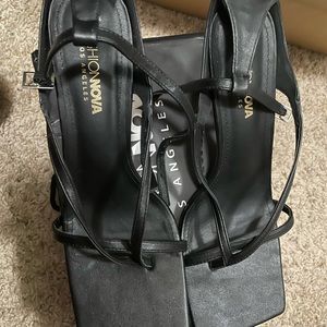 Fashion nova heels